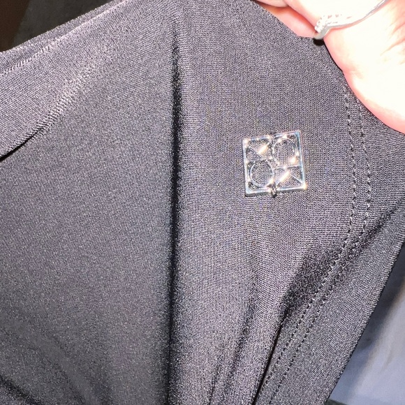 Calvin Klein top - Picture 3 of 3